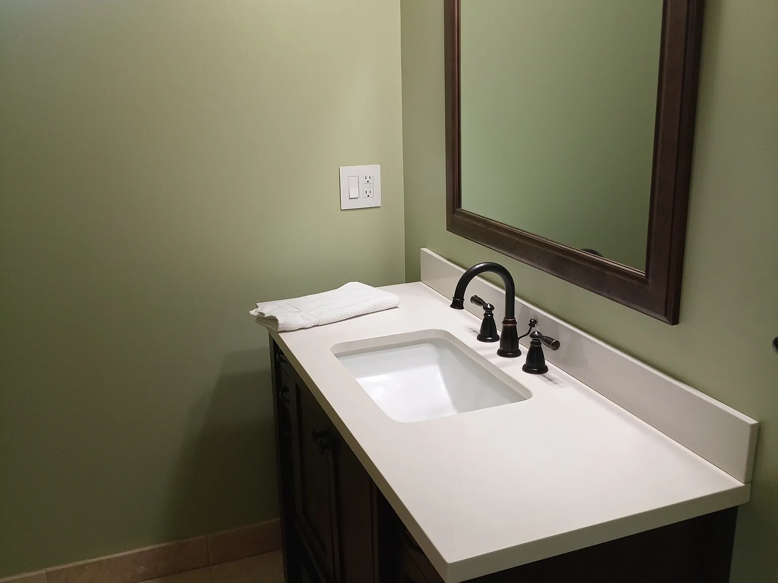 Studio, 1.5 bath, 425 sqft, $2,200 — Photo 1
