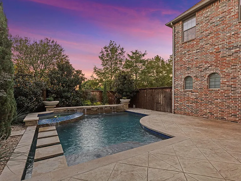 10229 Fire Ridge Dr — Photo 41