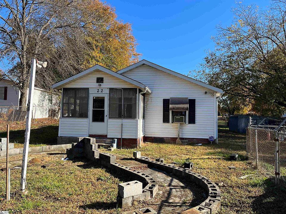 1st image of 22 Leone Ave