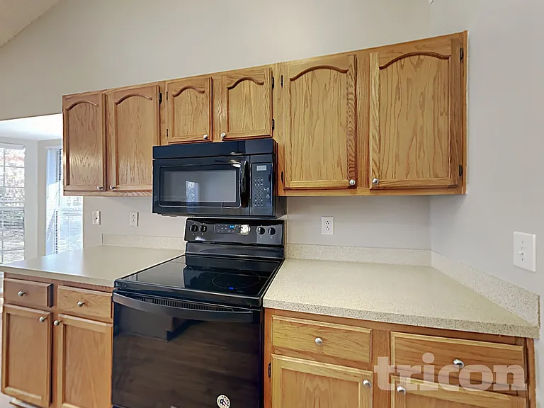 5207 Hedgecrest Pl — Photo 5