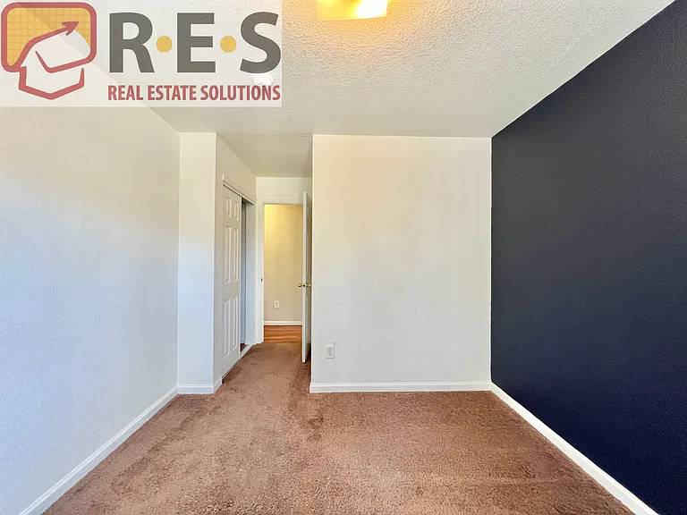 1617 W 39th Ave — Photo 9