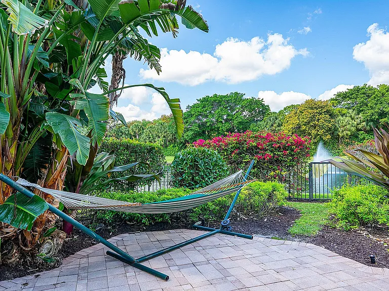 123 Sunesta Cove Dr — Photo 49