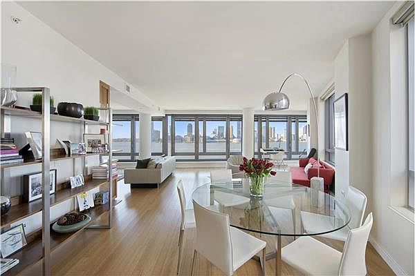 1st image of 8 River Ter APT 9R