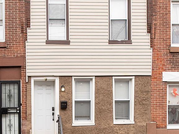 4th image of 839 E Willard St Floor 2