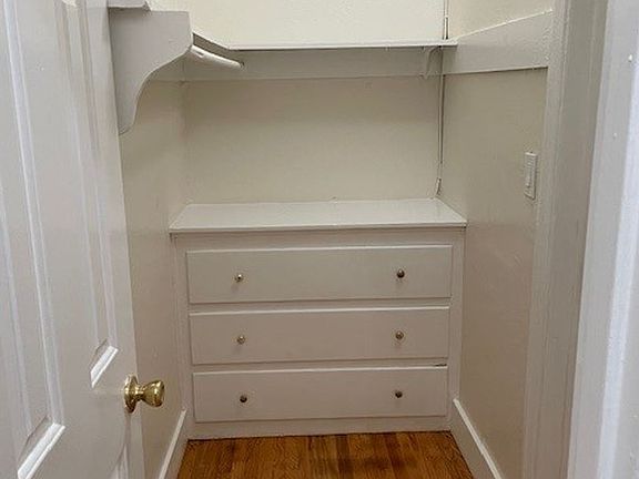 5th image of 725 Central Ave #106