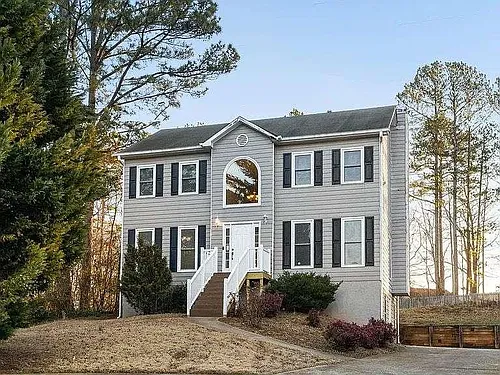 2247 June Ct SW Photo 1