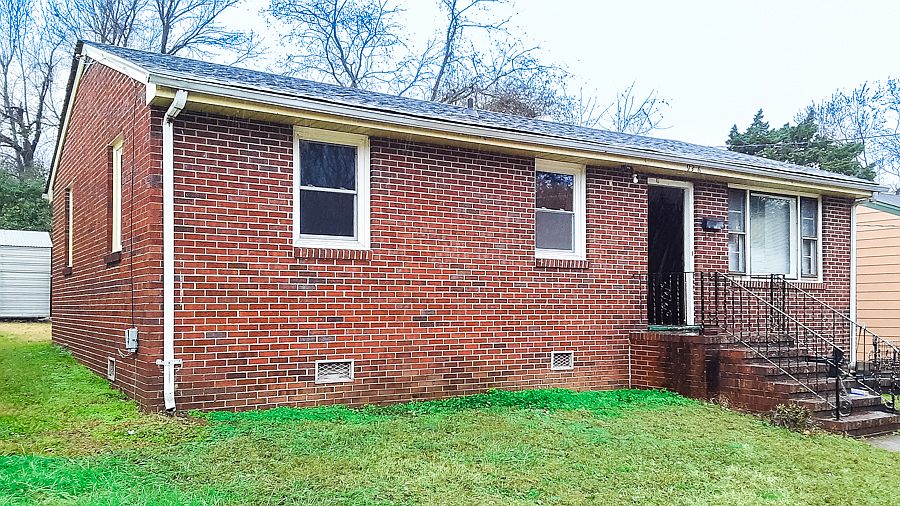 1st image of 936 Clarke St