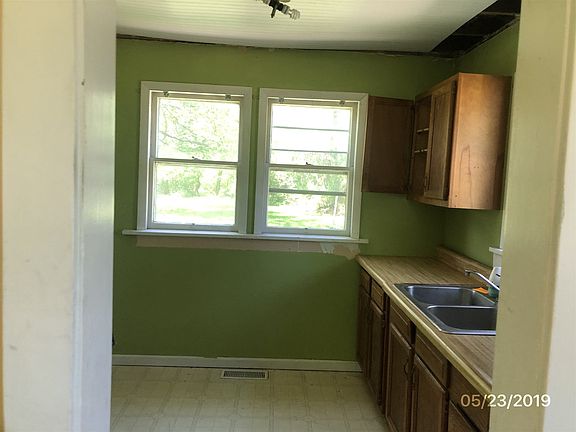 3rd image of 2807 Cumberland Ave
