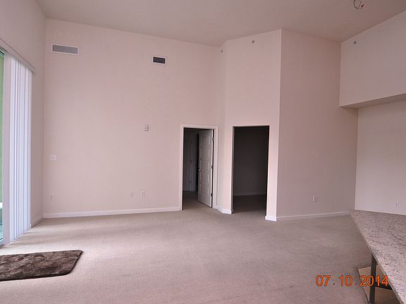 5th image of 1190 Washington St #110