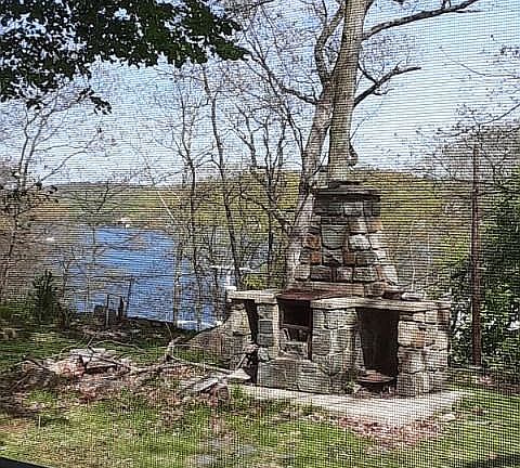 2nd image of 5 Sand Harbor Rd #1
