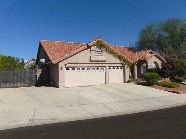 1st image of 805 Hillgrove Ct