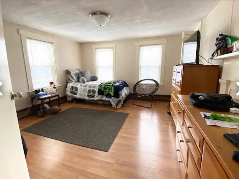 27 Oliver St #2 — Photo 3