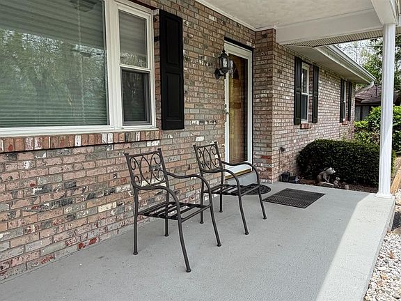 3rd image of 10601 Marvin Rd