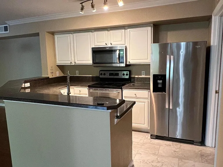 505 Boardwalk Dr #216 — Photo 7