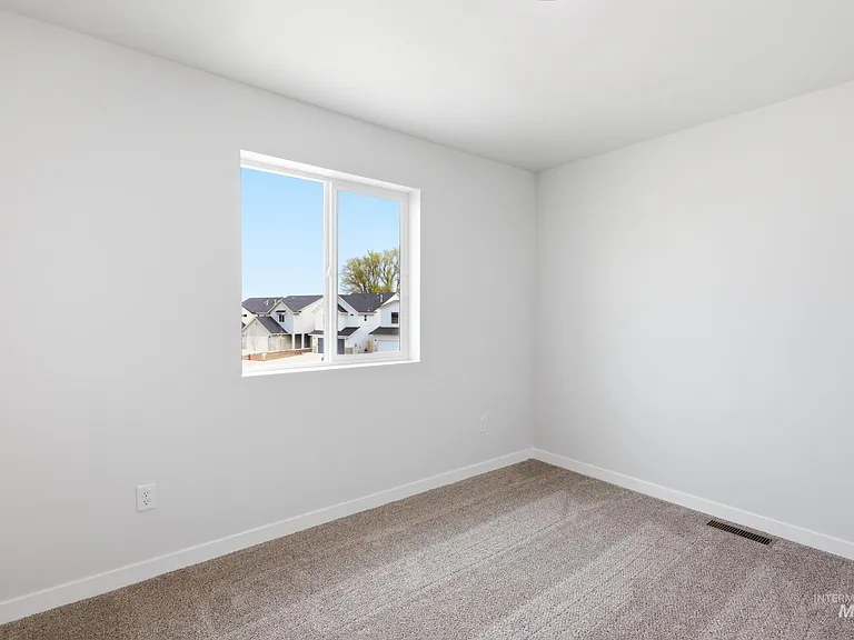 10770 Rutland St — Photo 20