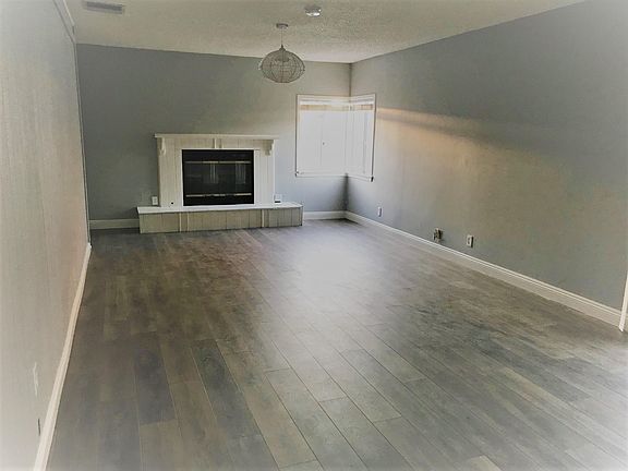 5th image of 16737 E Gragmont St