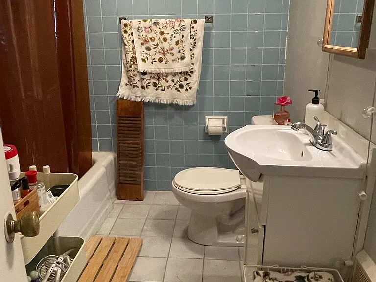 16 Porter Rd #B — Photo 3