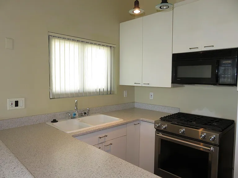 2442 Union St #1N — Photo 22