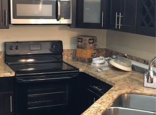 10271 SW 18th St, Hollywood, FL 33025