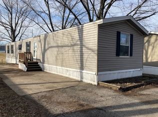 790 SE Ridgeview Dr, Topeka, KS 66609