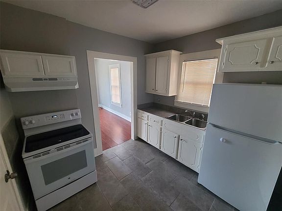 5th image of 1204 26th St