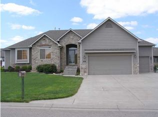 1418 W Aspen St, Haysville, KS 67060