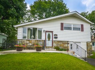 1553 Lindbergh Ave, Abington, PA 19001