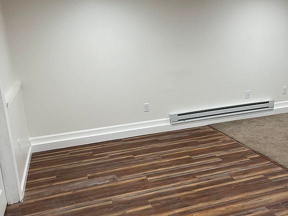 4th image of 10 Pinebrook Dr