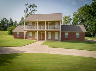 1593 Quail Ridge Dr, Clinton, MS 39056