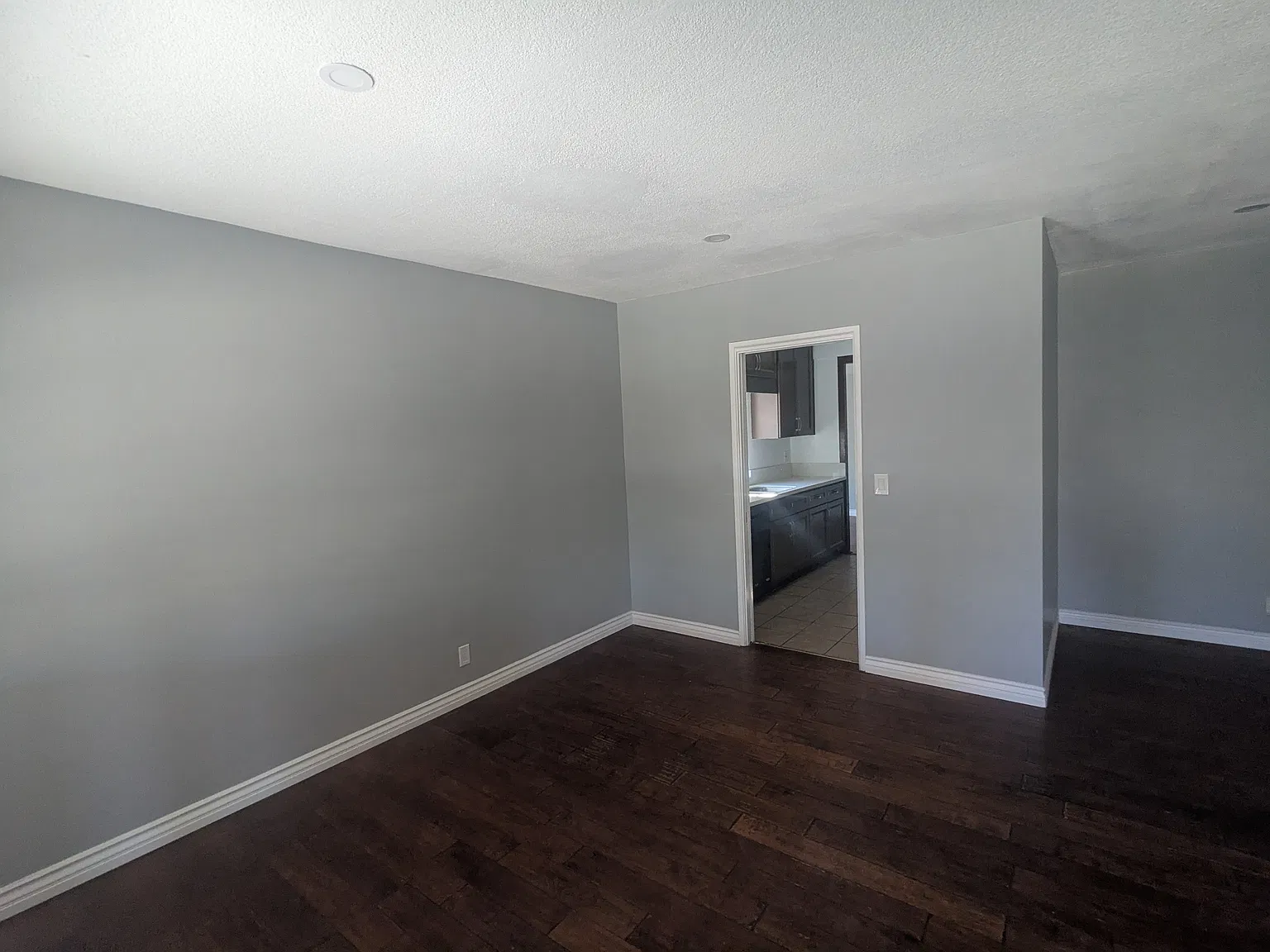 4 bed, 1700 sqft, $3,900 — Photo 3