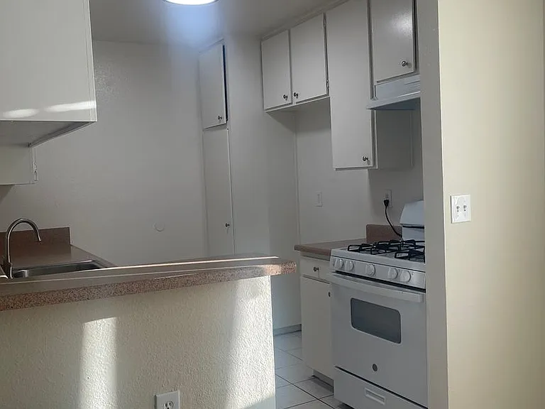 17900 Sherman Way — Photo 13
