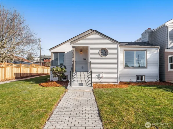 4538 14th Avenue S, Seattle, WA 98108