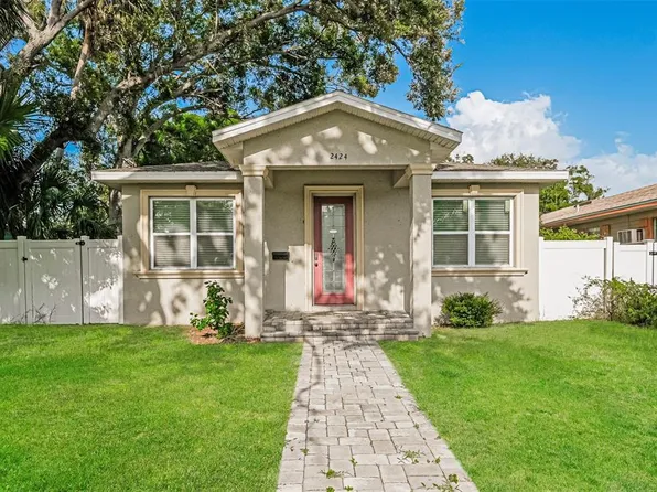 2424 12th St S, Saint Petersburg, FL 33705