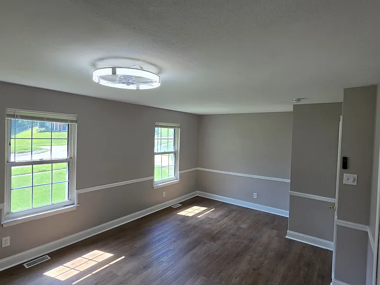 5205 Auriesville Ln — Photo 4