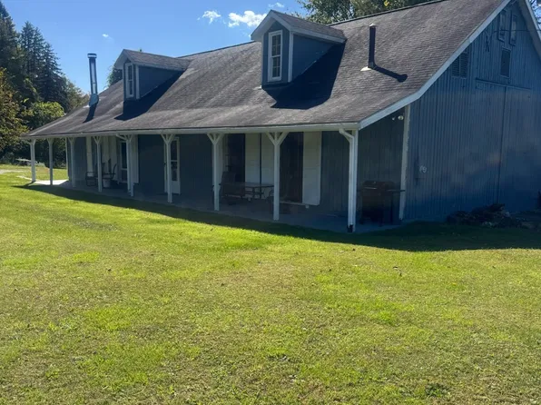 3805 Ridgeport Ave SE, Paris, OH 44657