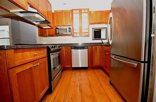 1st image of 5 Wellington Pl