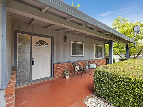 24037 Wilcox Ln, Hayward, CA 94541