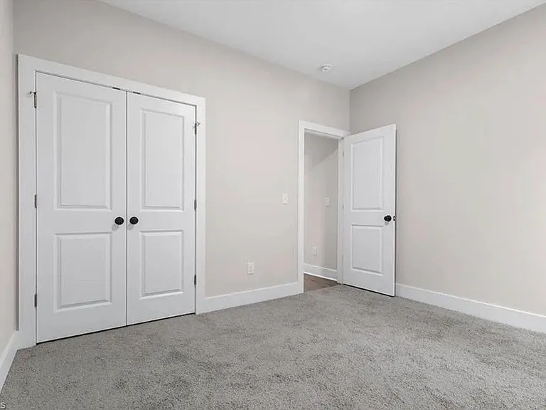 5009 Page St — Photo 7