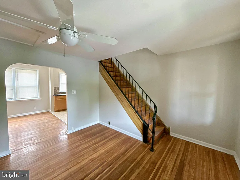 3208 W Willard St — Photo 3