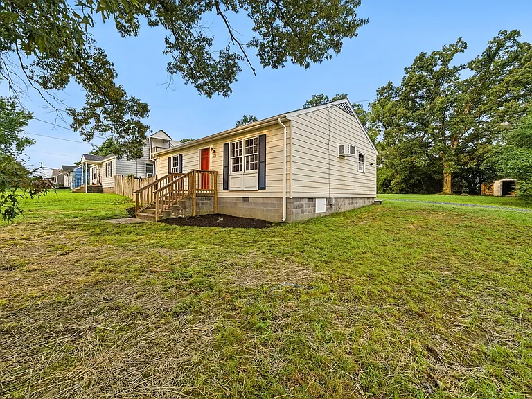 300 Marlin Dr — Photo 18