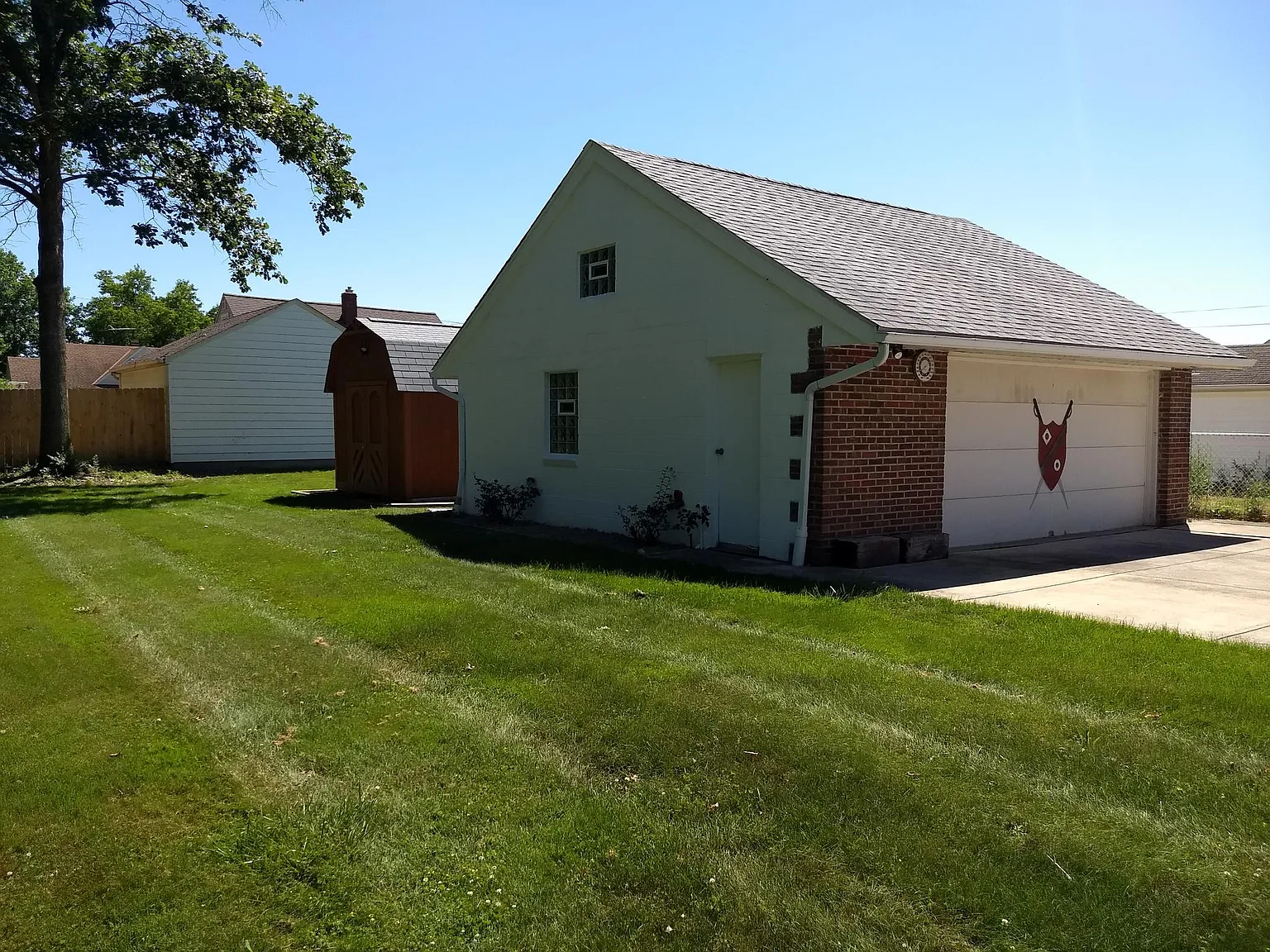 4 bed, 1425 sqft, $1,900 — Photo 3