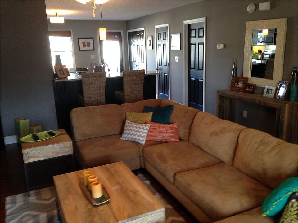 2nd image of 635 Wyndhurst Dr #1