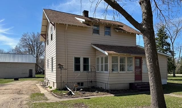 1st image of 341 Keller St