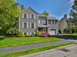 14 Nadine Ln, North Andover, MA 01845