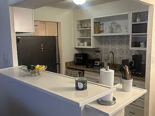 384 S Ironton St APT 106