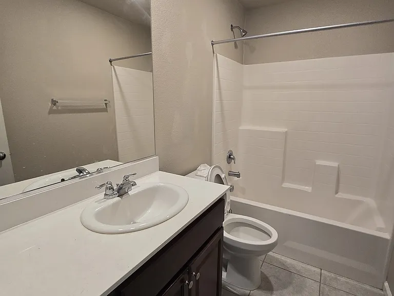 8955 Wolf River Dr — Photo 12