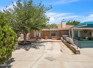 11383 Lake Erie Dr, El Paso, TX 79936
