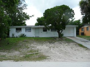 1050 Continental Dr, Daytona Beach, FL 32117