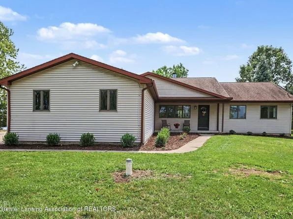 2145 Willoughby Rd, Mason, MI 48854