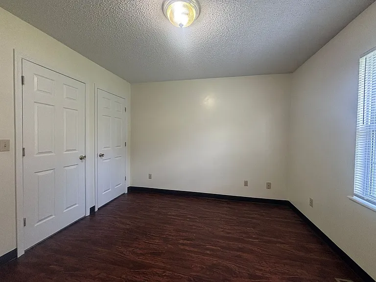 109 Ed Davis Rd — Photo 11